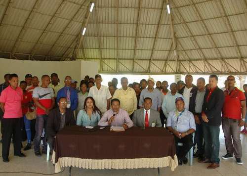 Organizaciones Comunitarias de Los Tres Brazos respaldan ejecutorias Alcaldía SDE