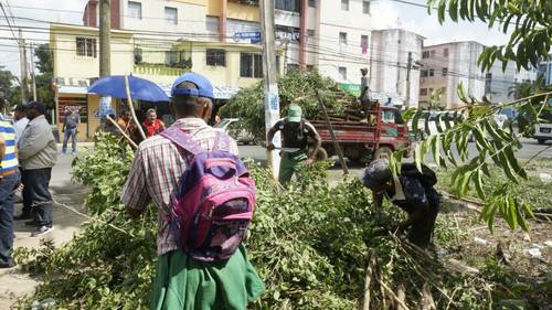 ASDE realiza jornada comunitaria en Invivienda