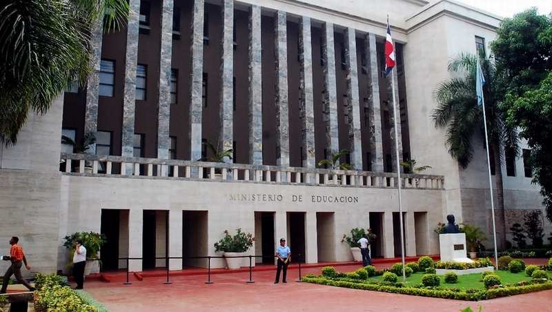 protesta en el ministerio