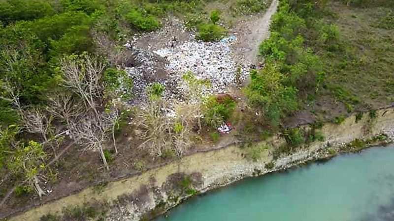 basura en el rio camu