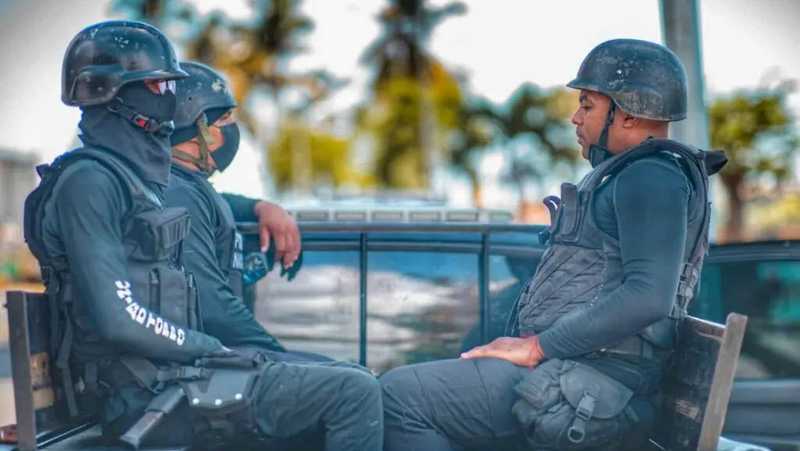 policia invivienda